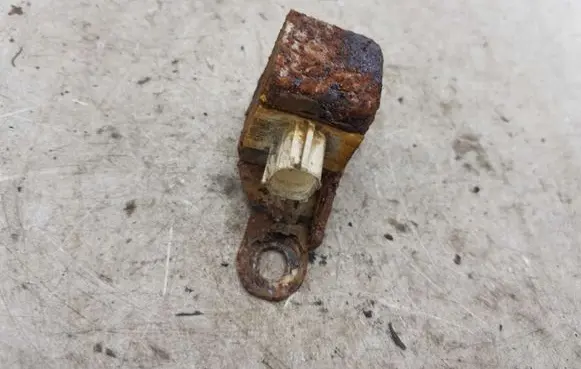 Toyota Avensis Verso Airbag deployment crash/impact sensor NOCODE