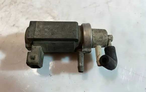 Audi A6 S6 C5 4B Turbo solenoid valve 059906627A