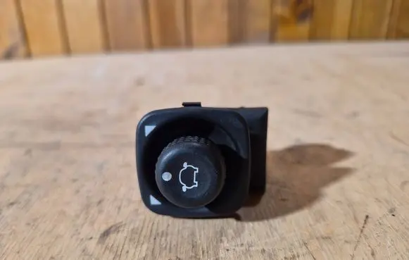 Ford Scorpio Wing mirror switch 95GG17B676AA K808X