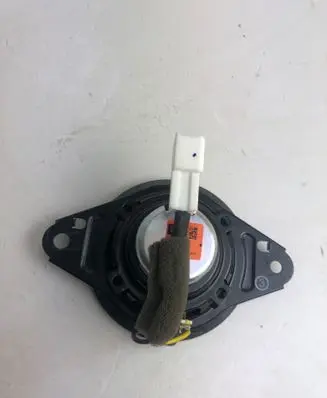 Toyota Land Cruiser (J100) Rear door speaker 86150