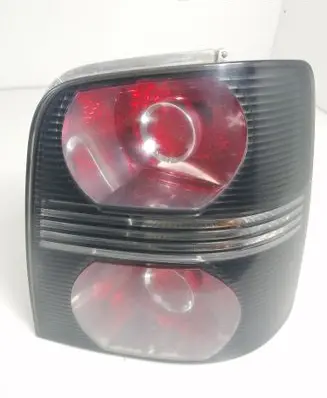 Volkswagen Touran I Rear/tail lights 1T0945096P