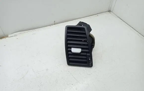 Volvo XC90 Dashboard side air vent grill/cover trim 3409398 7409398