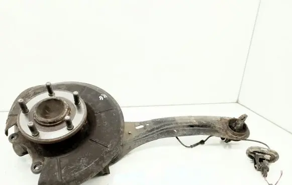 Mazda 5 Rear wheel hub spindle/knuckle C23628250 3N612C299A BP4K67H51