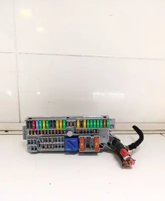 BMW 5 G30 G31 Fuse module 935031302