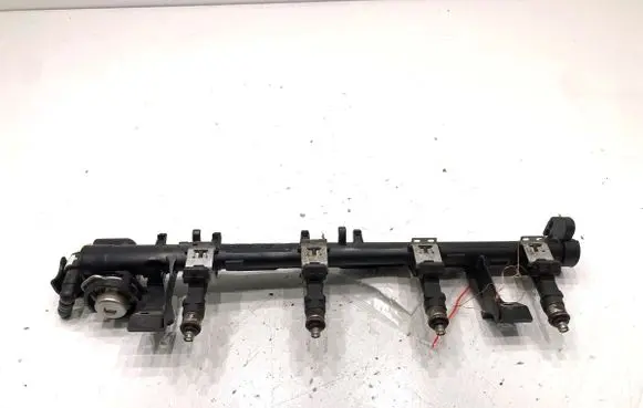 Ford Fiesta Fuel main line pipe VP8A6UAB
