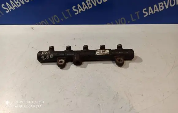 Volvo V50 Fuel main line pipe E668 9681649580