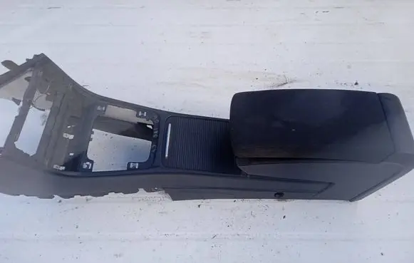 Volkswagen PASSAT B6 Armrest VW3C0863319S 3C0863319S 0636551941