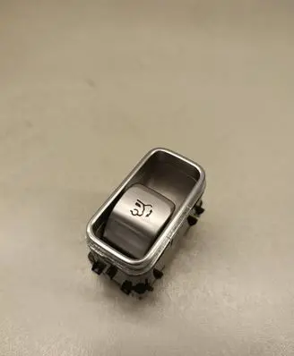 Mercedes-Benz GLE W167 Tailgate/boot open switch button A1678205802