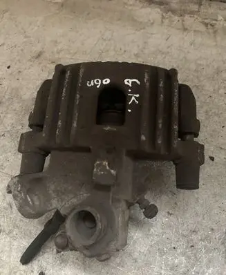 Mini One - Cooper R50 - 53 Rear brake caliper