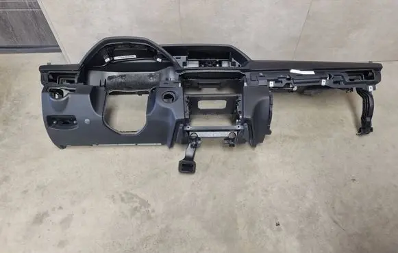 Mercedes-Benz E W212 Dashboard A2126802387 BBP174701 1074729710054