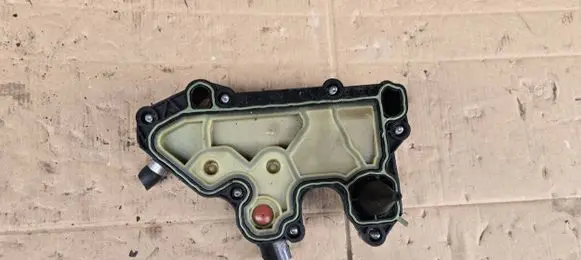 Volkswagen Golf VIII Oil breather separator 06Q103495B