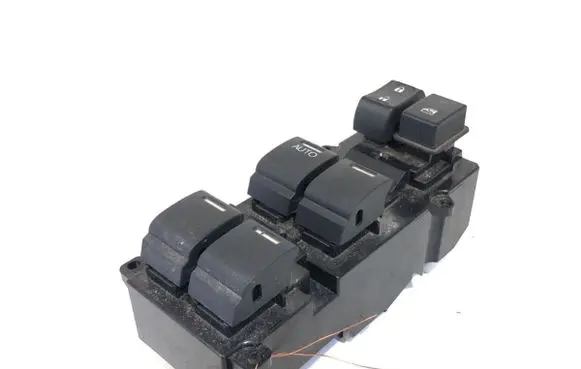 Honda Civic IX Electric window control switch M48382