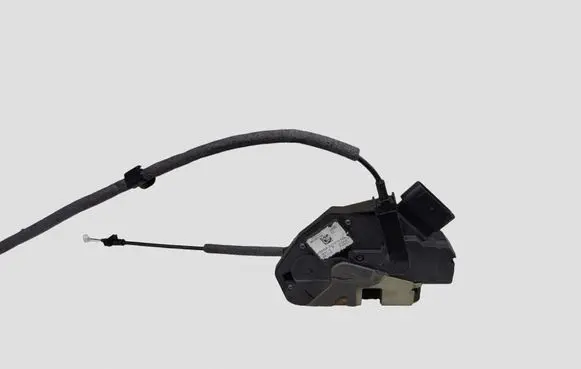 Ford Focus Front door lock BM5AA21813AG
