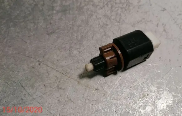 Brake pedal sensor switch