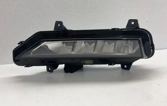 Skoda Octavia Mk4 Front fog light 5E3941699A 0021648502