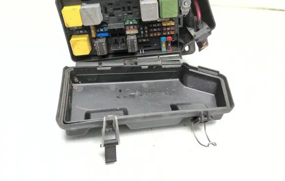 Mercedes-Benz ML W164 Fuse box set A1645403572 1645400782 0025421119