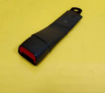 Chrysler PT Cruiser Front seatbelt buckle 