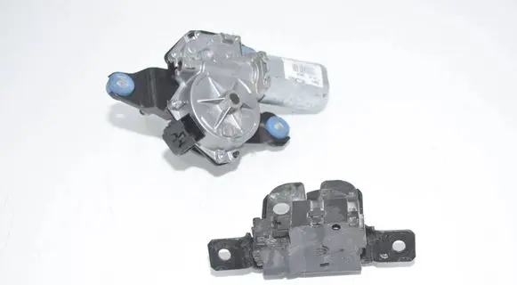 BMW i3 Tailgate/trunk/boot lock/catch/latch 7248075 7306462 51247248075