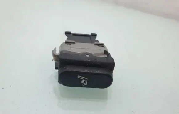 Nissan Qashqai+2 Seat heating switch 25500JD01B