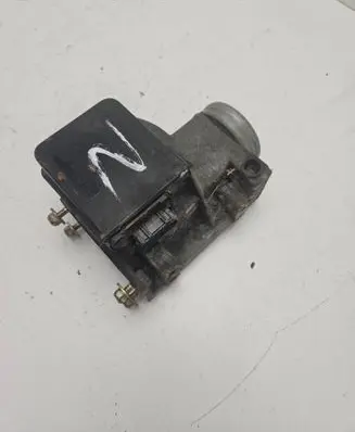 BMW 5 E34 Mass air flow meter 0280202083 17105399