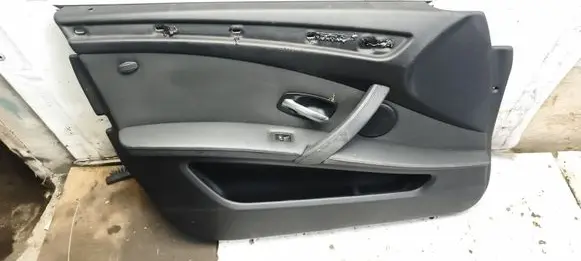 BMW 5 E60 E61 Front door card panel trim