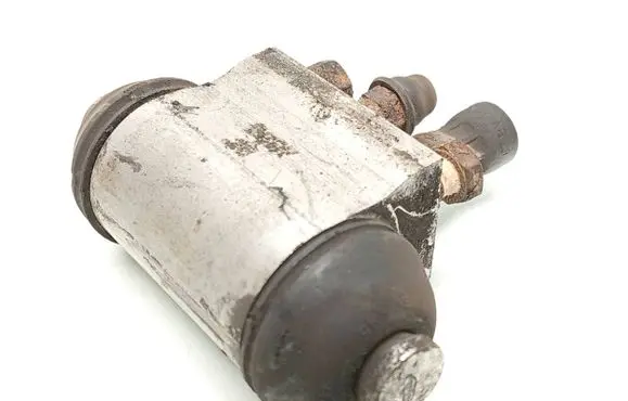 Ford Focus Rear brake cylinder 32660959