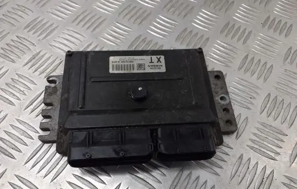 Nissan Micra Engine control unit/module ECU MEC32-040
