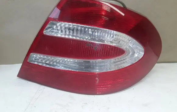 Mercedes-Benz C W203 Rear/tail lights A2038200164