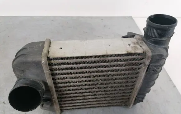Audi A6 S6 C6 4F Intercooler radiator 4F0145805S