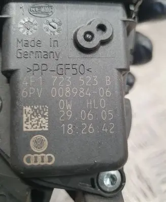 Audi A6 S6 C6 4F Accelerator throttle pedal 4F1723523B 00898406 290605