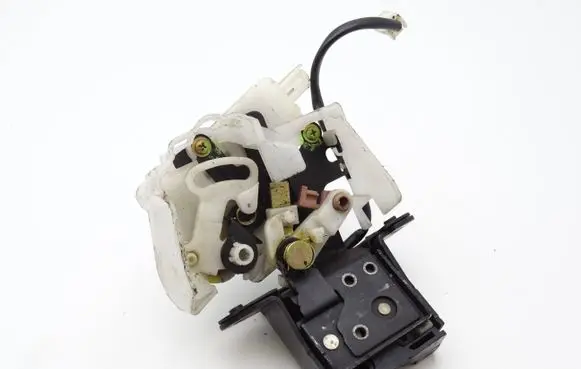 Mazda 6 Tailgate/trunk/boot lock/catch/latch