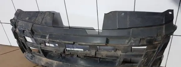 Isuzu D-Max Front grill