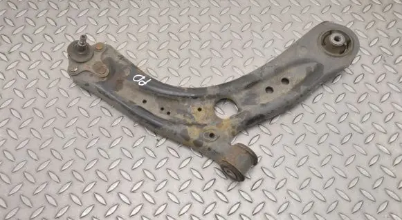 Front lower control arm/wishbone