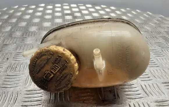 Opel Corsa C Coolant expansion tank/reservoir 09128766