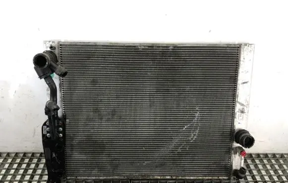 BMW 5 E60 E61 Coolant radiator 7534914