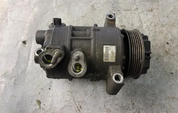 Jeep Patriot Air conditioning (A/C) compressor (pump) CG447190