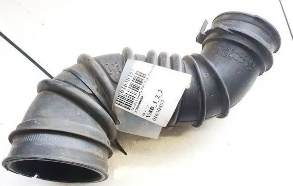 Toyota Corolla E120 E130 Air intake hose/pipe 178810D080 17881-0D080