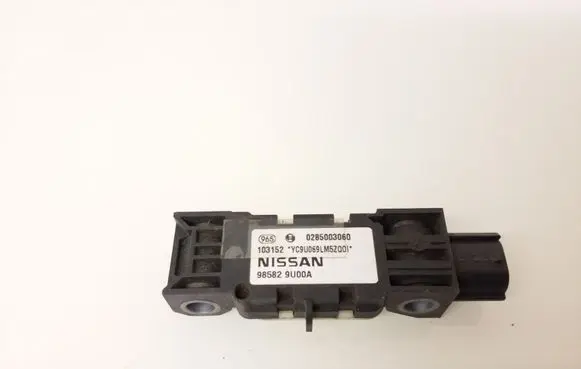 Nissan Note (E11) Airbag deployment crash/impact sensor 0285003060 103152 985829U00A