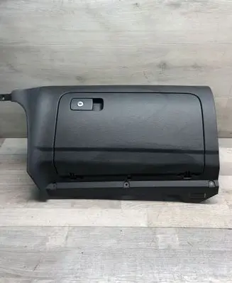 Volkswagen Golf VI Glove box 1K1857290 P0101120