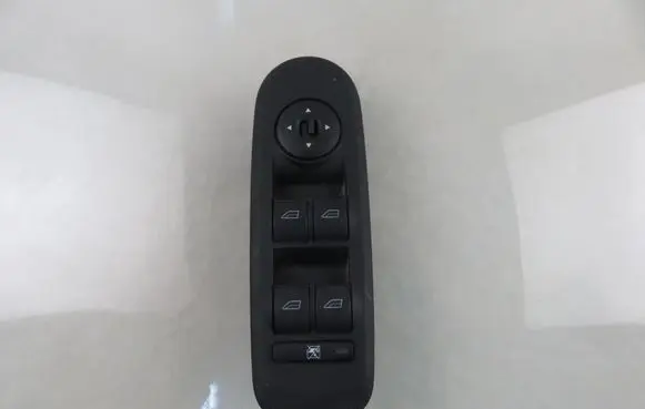 Ford S-MAX Electric window control switch 6M2T14A132AD