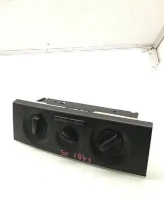 Skoda Fabia Mk2 (5J) Climate control unit 6Y0820045B
