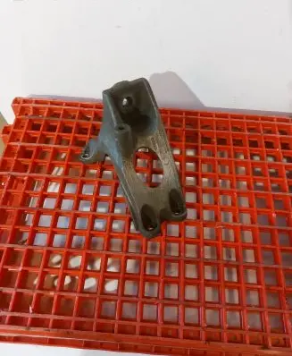 Audi A8 S8 D3 4E Gearbox mounting bracket 4E0399114B