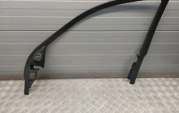 Dodge Durango III Front door glass trim molding 5XL18DX9AA