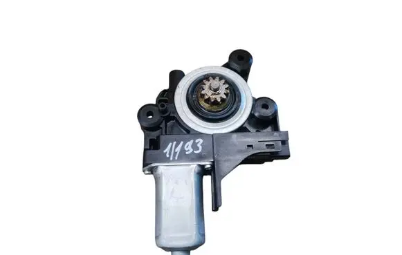 Volvo S80 Front door window regulator motor 970713101 1174077B