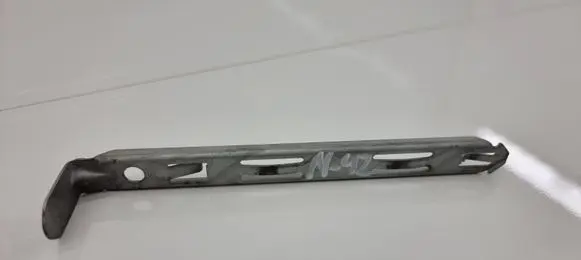 Volvo XC90 Headlight/headlamp mounting bracket 863718