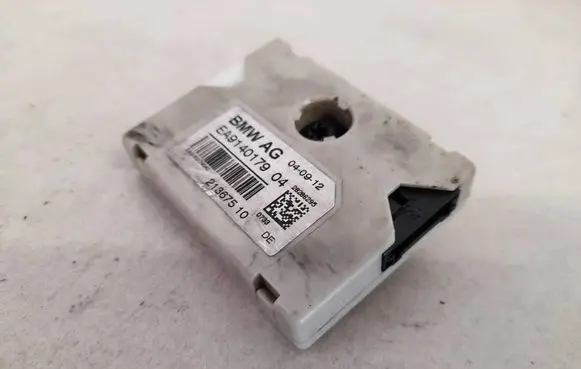 BMW 5 F10 F11 Antenna control unit EA914017904 21367510