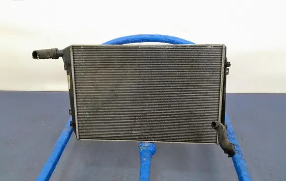 Volkswagen PASSAT B6 Coolant radiator 3C0121253AK