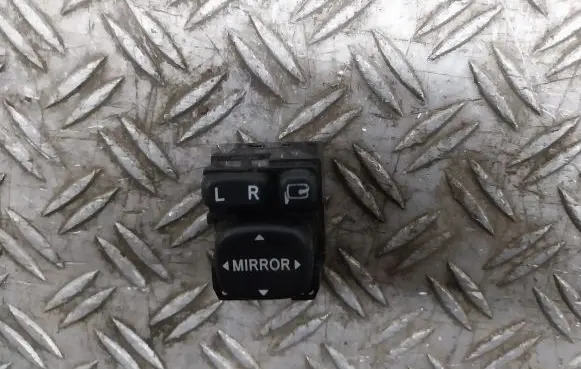 Toyota RAV 4 (XA30) Wing mirror switch