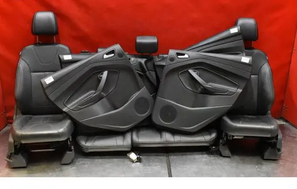 Ford Kuga II Seat set 