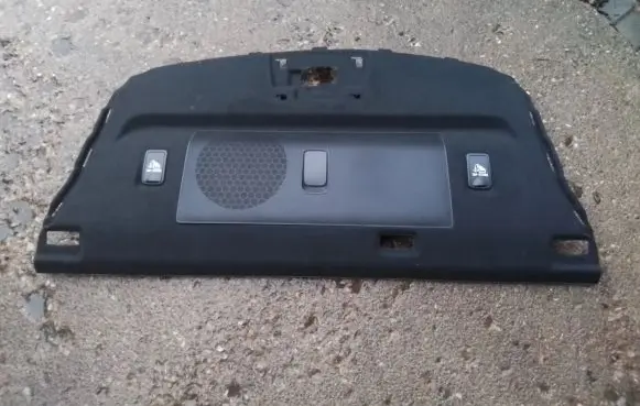 Parcel shelf